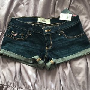 Hollister denim shorts NWT